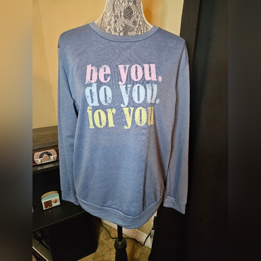 Long sleeve pullover - Picture 3 of 3